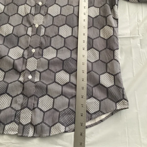 The Dark Knight Joker’s Hexagon Shirt – Halloween Costume/Fancy Dress – Size XL - Picture 3 of 7